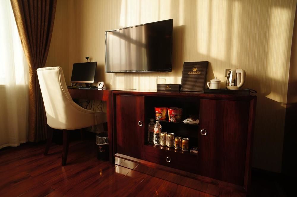 Sunshine Holiday Hotel Liaocseng Kültér fotó