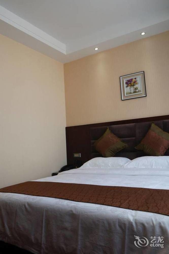 Sunshine Holiday Hotel Liaocseng Kültér fotó