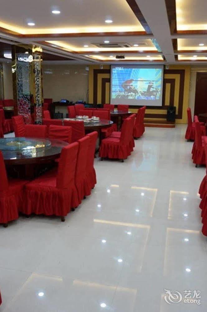 Sunshine Holiday Hotel Liaocseng Kültér fotó